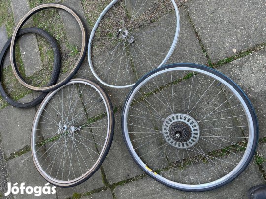 28as biciklikerék kerékpár favorit versenybickli országúti 28 coll "