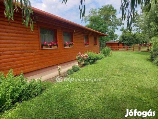 29435 nm-es telek eladó Atkár