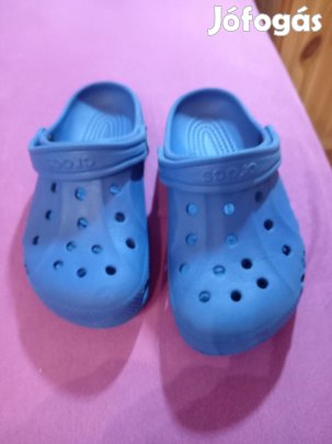 29-30-as Crocs fiú papucs