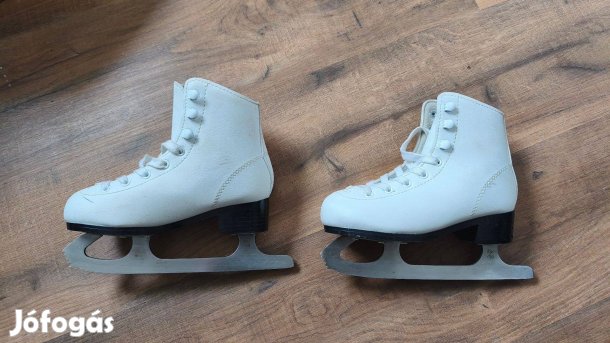 29/30 gyerek korcsolya (29-es 30-as lábra)