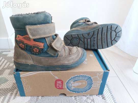 29 D.D.step bélelt csizma khaki keki színben - ajándék cipővel