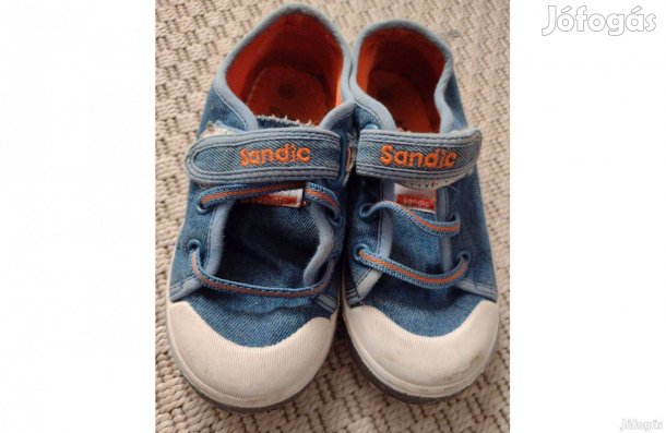 29 Sandic fiú tornacipő