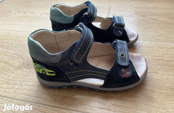 29-es Szamos szandál