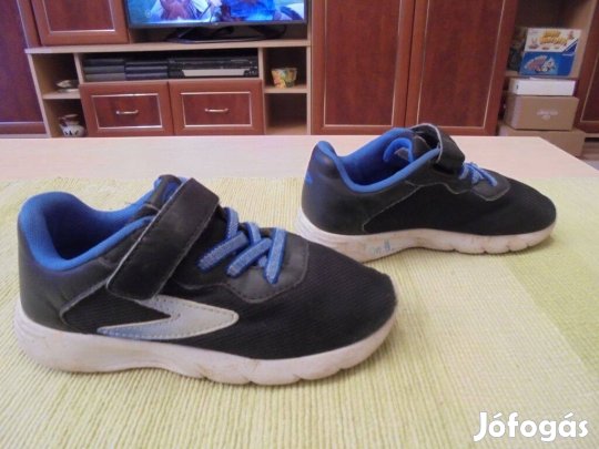29-es Vty könnyű fiú sportcipő 29