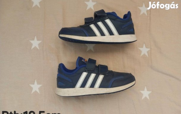 29-es kisfiú sportcipő Bth : 18,5 cm