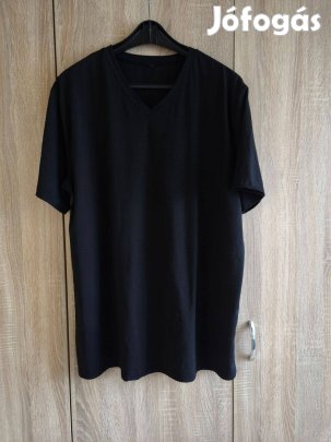 2XL-es fekete férfi póló