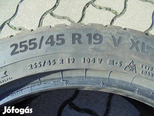 2+1 db 255/45 R 19-es Continental téli gumi