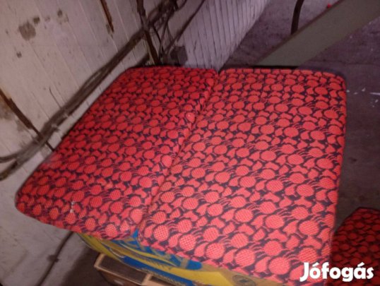 2*2 Kerti szék párna eladó 5000ft óbuda