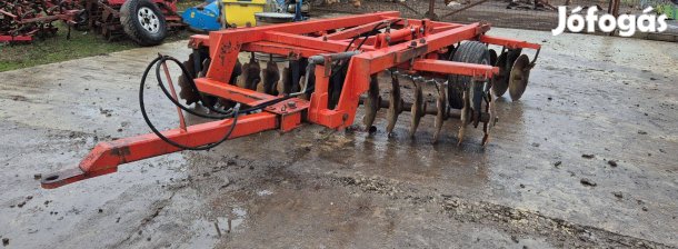 2,8 m-es V tárcsa újszerű állapotban eladó