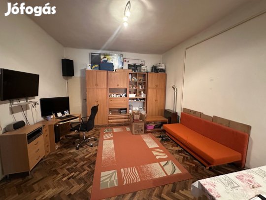 2 SZOBÁS TÉGLALAKÁS