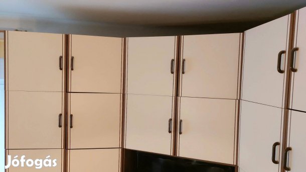 2 ajtós felső szekrény