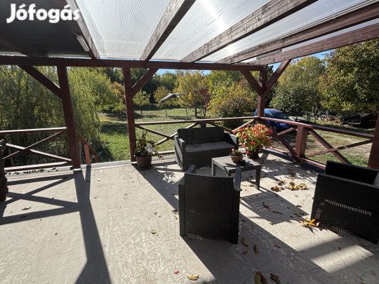 2 az 1-ben Családiház eladó Várpalotán-Inotán.