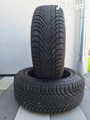 2 darab 225/55 r18 Pirelli közel új téligumi DOT4224