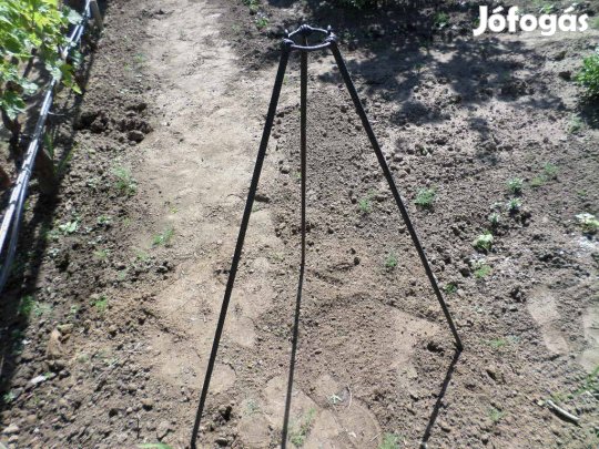 2 darab bogrács tartó