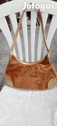 2 darab különböző szuper olcsó csini táska és retikül