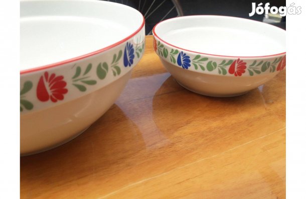 2 darab virágmintás Alföldi porcelán tál, virágos tálak