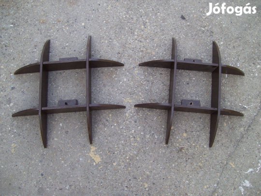 2 db 50x50 cm-es falipolc egyben eladó!