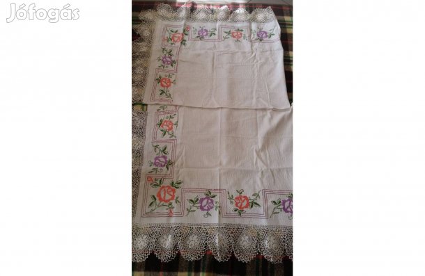 2 db 82 x 210 cm-es házi szőttes terítő