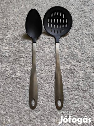 2 db Bergner konyhai kiszedő