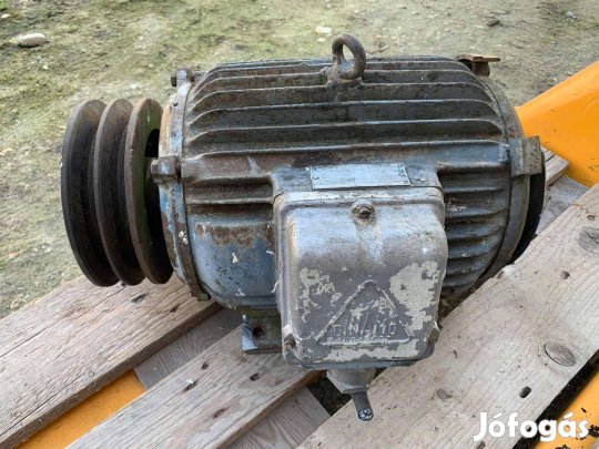 2 db EVIG VZ 132M-6 villanymotor 5,5 kW, 940 ford./perc