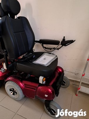 2 db Elektromos kerekeszék