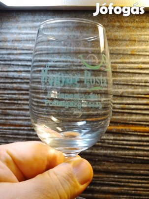 2 db Magyar Posta pezsgős pohár -gyűjtőknek