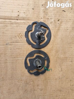 2 db Pannonia P10 P12 váltótányér Ár: 3.000Ft/db