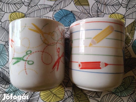 2 db Retro bögre eladó