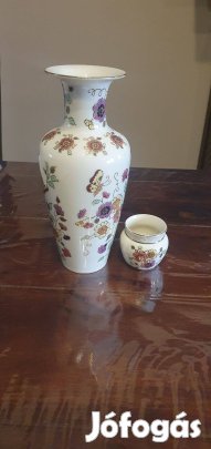 2 db. Zsolnay pillangós váza; 27cm-es és 7 cm-es