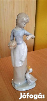 2 db. finom nagy porcelán nőfigura, spanyol Lladro