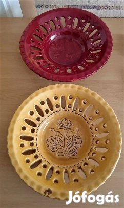 2 db. gyönyörű mázas virágos karcagi kerámia áttört falitál