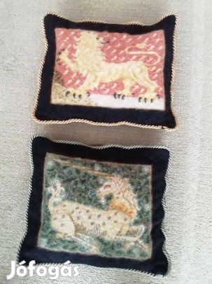 2 db. különleges retró gyapjú díszpárna újszerű, egyben 3000 Ft