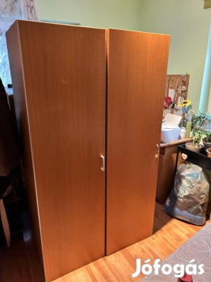2 db akasztós szekrény