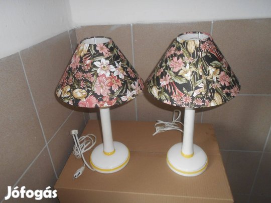2 db asztali lámpa
