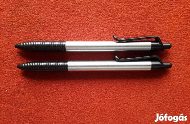2 db egyforma golyóstoll (29.)