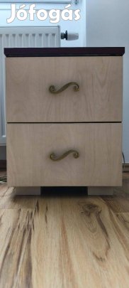 2 db éjjeli szekrény