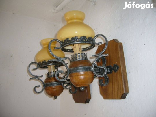 2 db fali lámpa