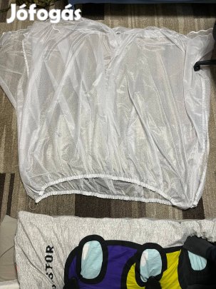 2 db fehér függöny eladó