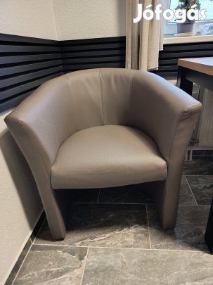 2 db fotel eladó 