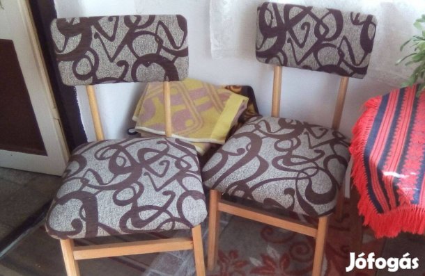 2 db használt régi támlás szék, megkímélten a Martinkertvárosban
