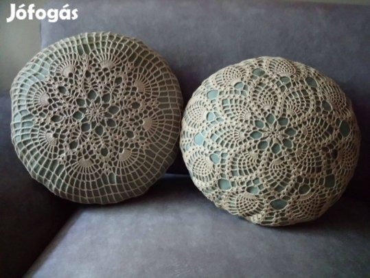 2 db kézműves díszpárna körpárna eladó zöld/erku színben