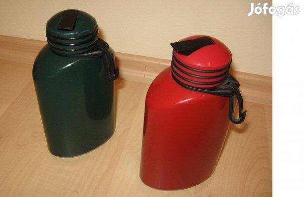 2 db műanyagkulacs