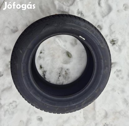 2 db négy évszakos autógumi