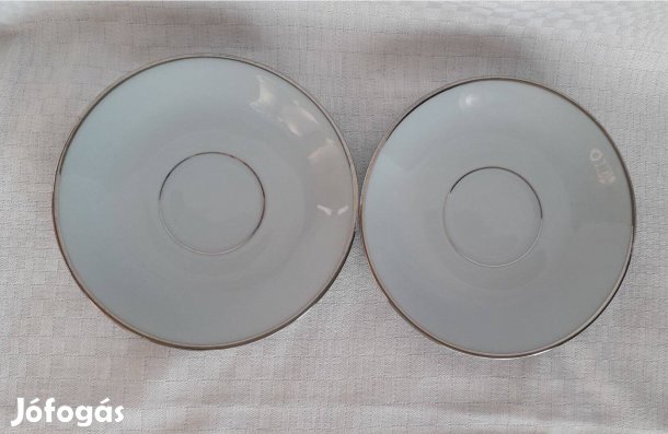 2 db porcelán csészealátét tányér 10,5 cm párban