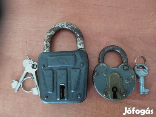 2 db régi lakat