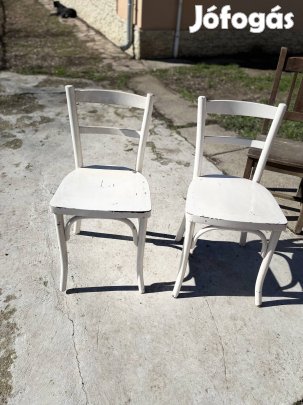 2 db retro fa szék 12000 ft együtt bp.17 ker