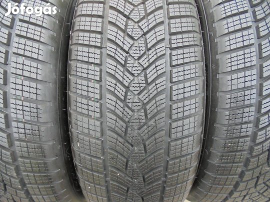 2 éves Goodyear 17-es téli gumi szett mint az új