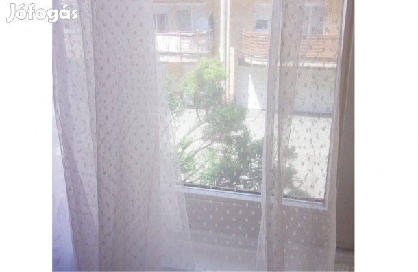 2 féle függöny apró mintás Újpest központ közelében