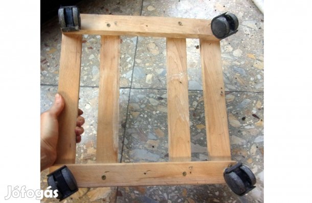 2 féle gurulós alátét görgős virágalátét guruló cserépalátét Újpest kö