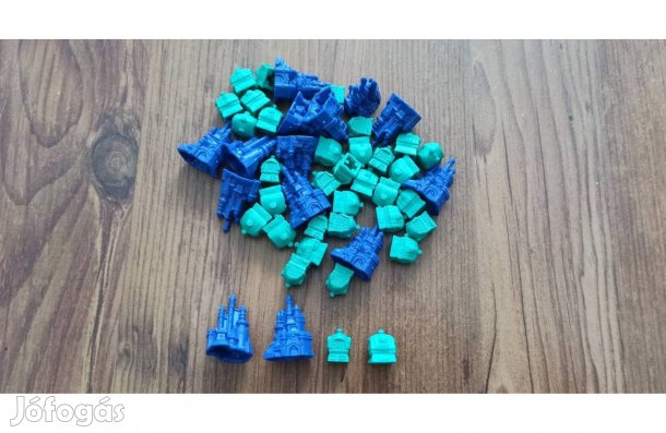 2 féle műanyag mini épület, ház